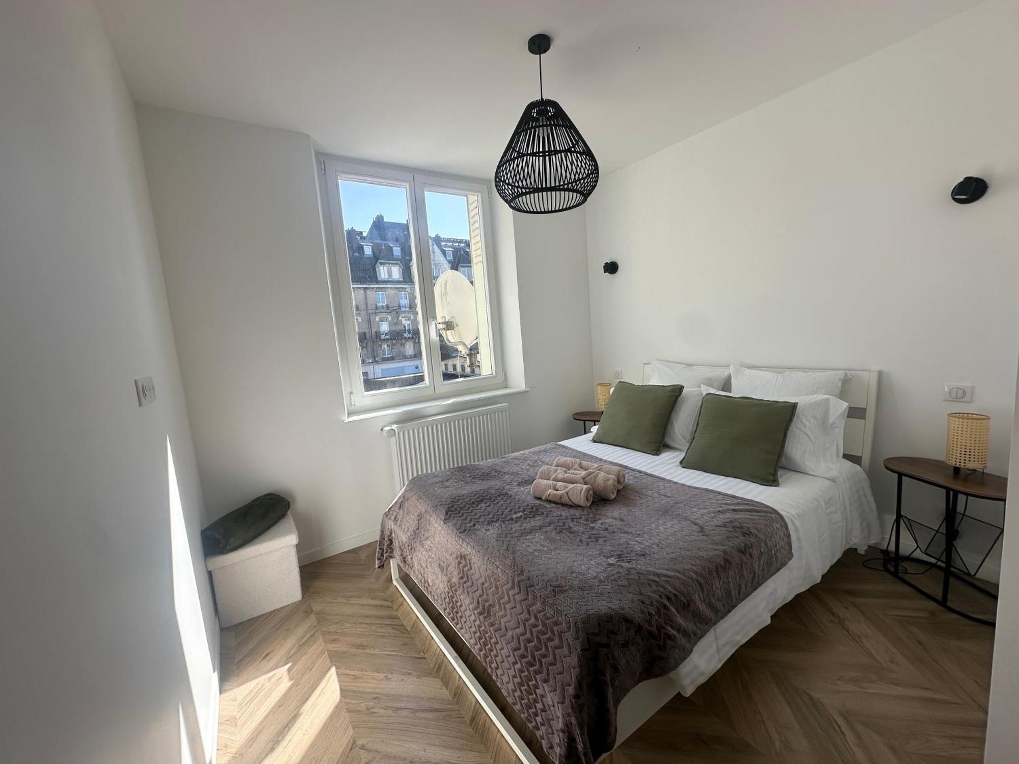 Appartement Cosy & Moderne 6 Personnes Centre Charleville-Mezieres - Ardennes 외부 사진